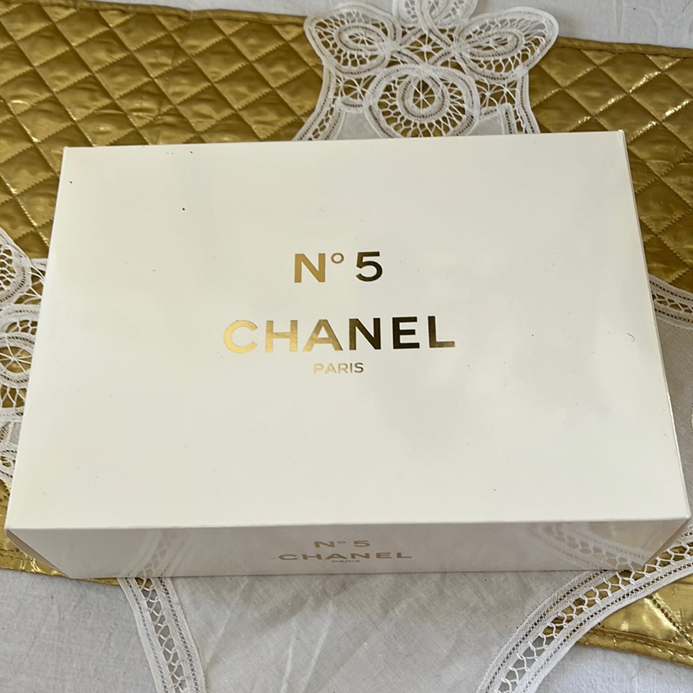 CHANEL empty gift perfume box